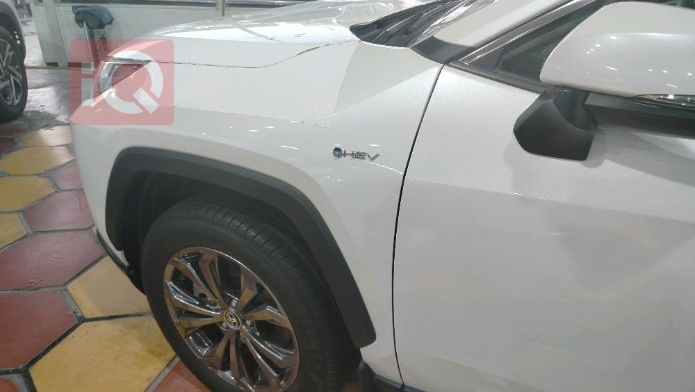 تويوتا راف 4